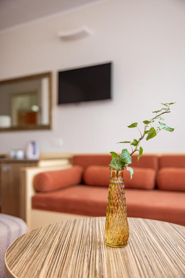 Info Hotel Palanga Luaran gambar