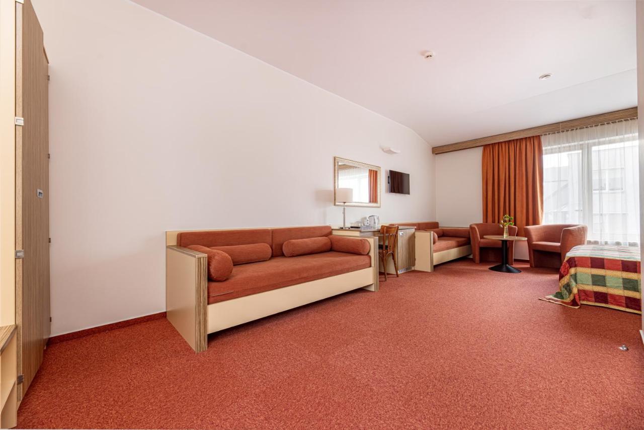 Info Hotel Palanga Luaran gambar